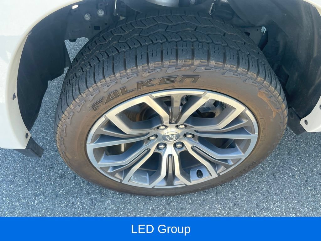 Certified 2025 RAM 1500 Tungsten w/ Off Road Group AWD/4WD image 10
