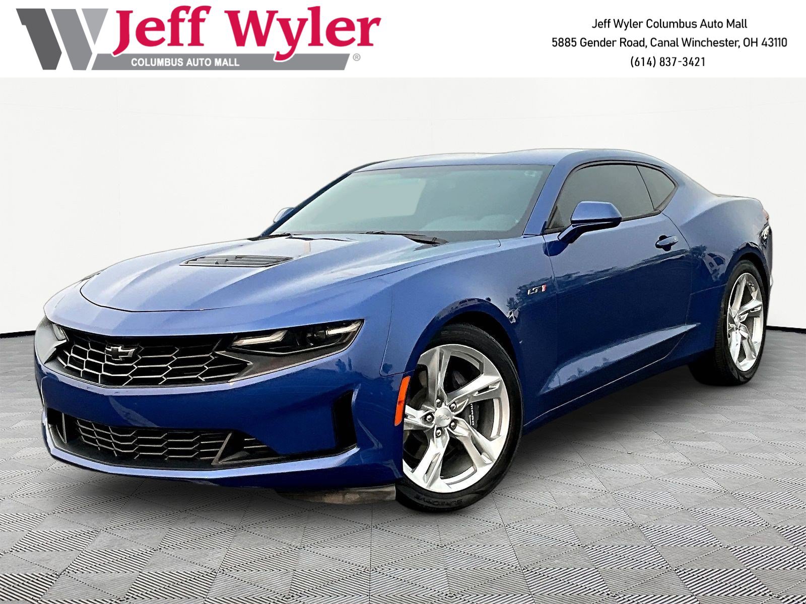 Used 2021 Chevrolet Camaro LT RWD image 1