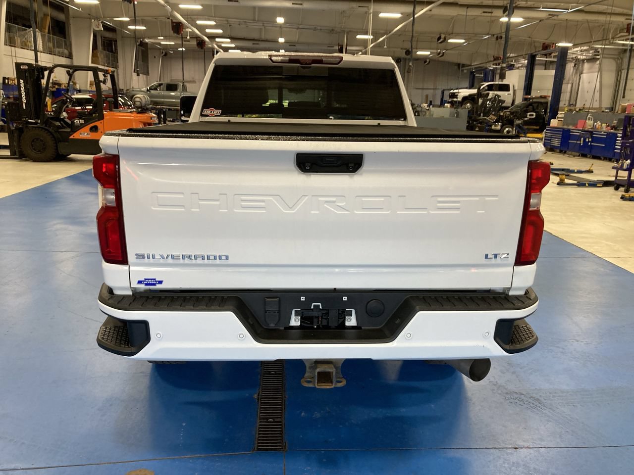 Used 2021 Chevrolet Silverado 2500 LTZ w/ Z71 Chrome Sport Edition AWD/4WD image 6