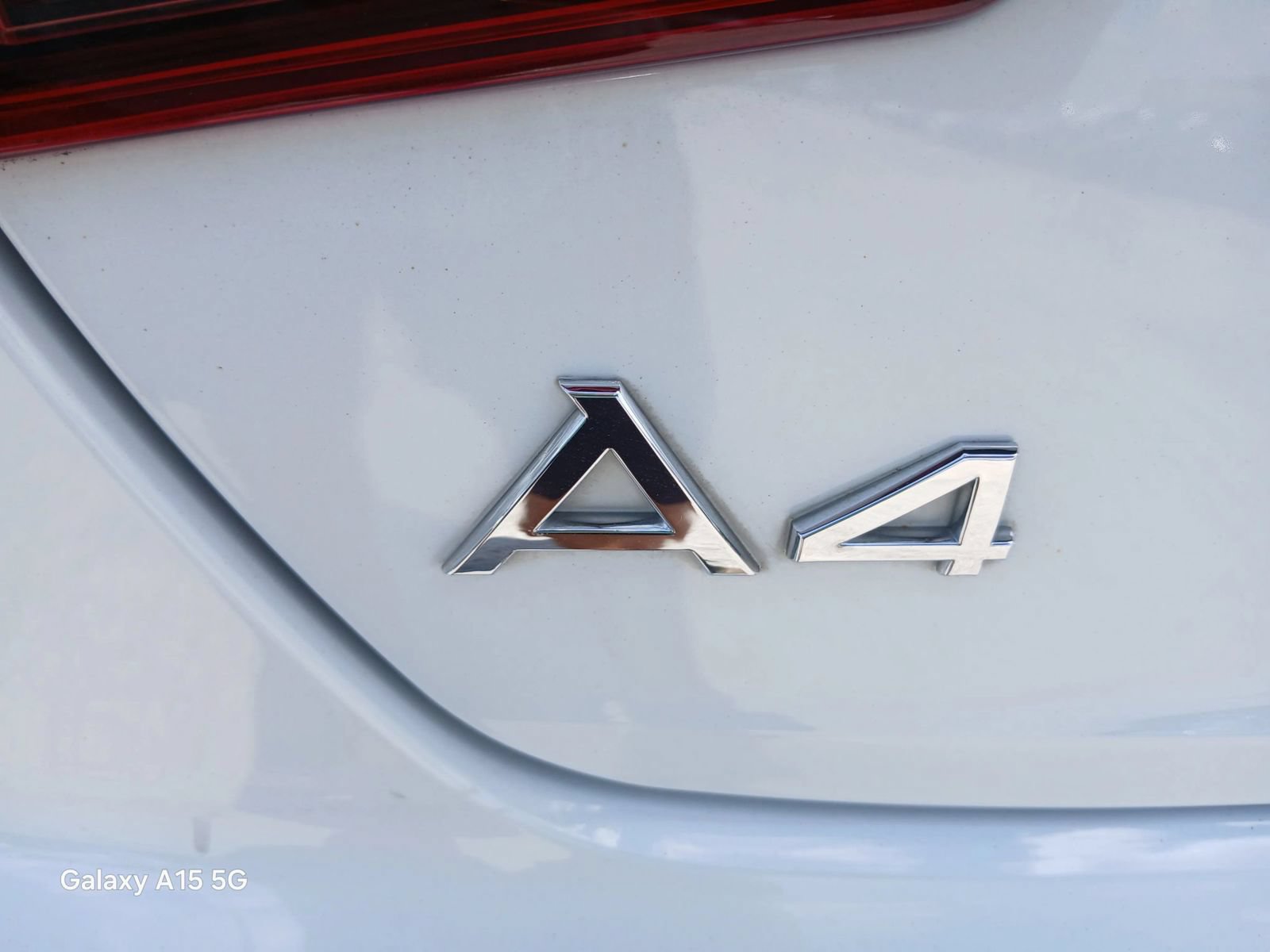 Used 2019 Audi A4 2.0T Premium FWD image 14