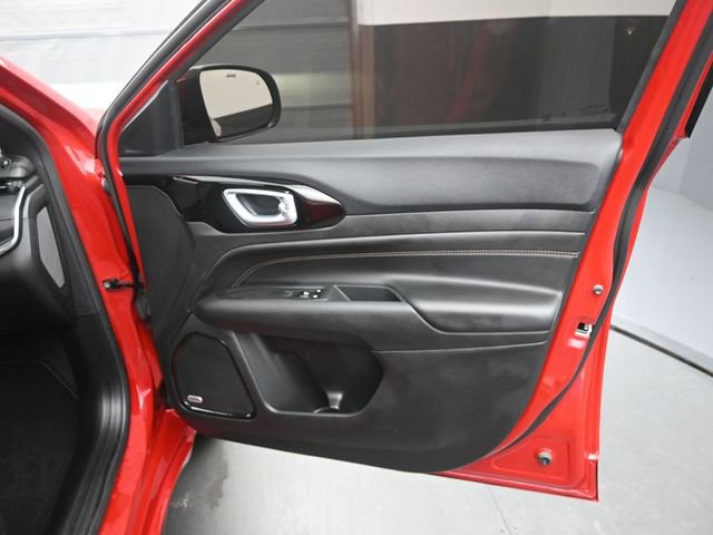 Used 2023 Jeep Compass Limited w/ Elite Group for (Red) Edition image 18