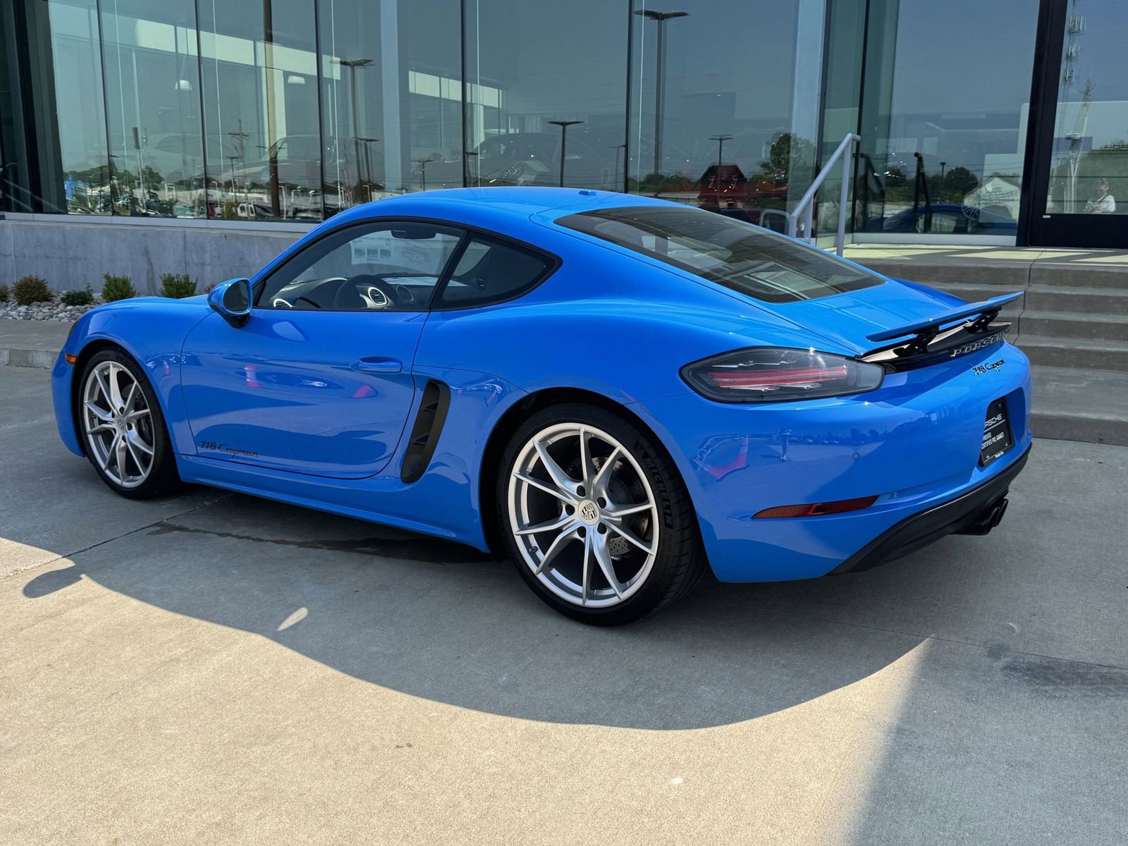 Certified 2025 Porsche 718 Cayman image 3