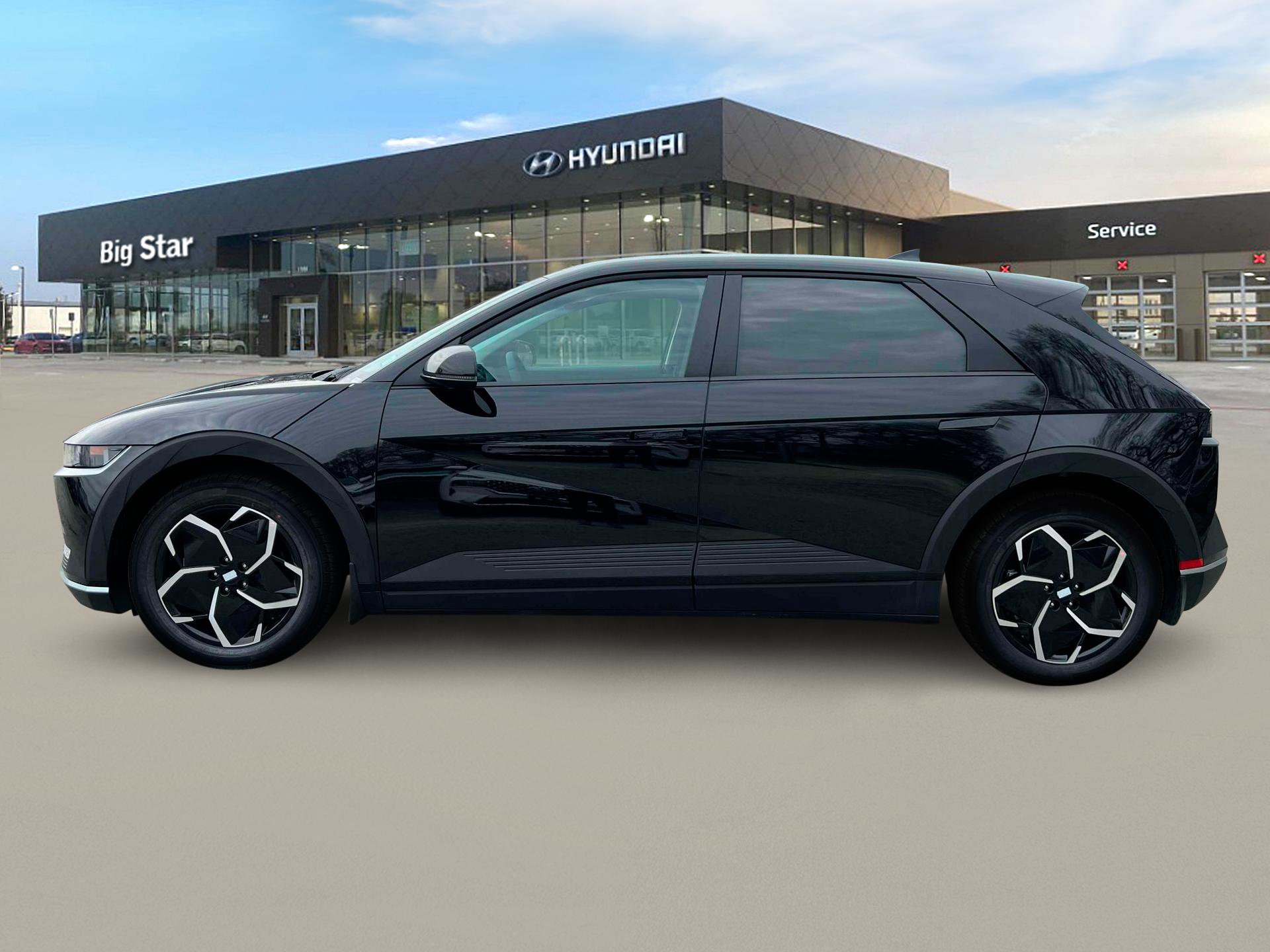 New 2024 Hyundai Ioniq 5 SEL image 3