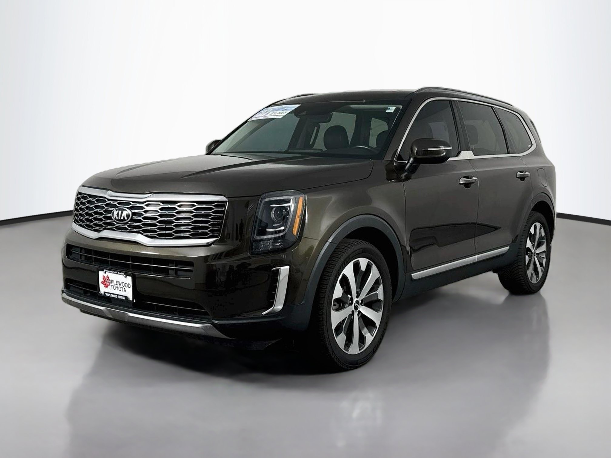 Used 2021 Kia Telluride S AWD/4WD image 3