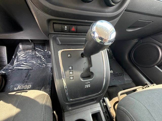 Used 2017 Jeep Patriot Sport w/ Power Value Group FWD image 12