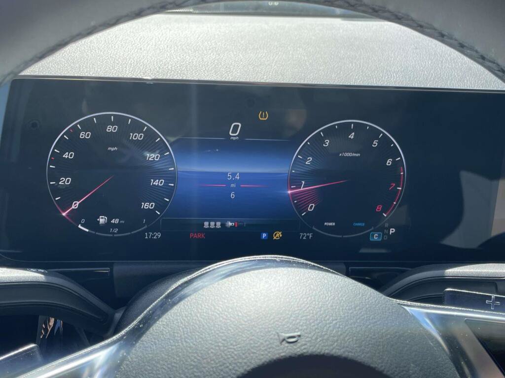 New 2026 Mercedes-Benz GLA 250 4MATIC image 3