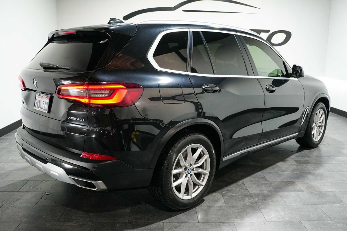 Used 2021 BMW X5 xDrive40i w/ Premium Package image 5