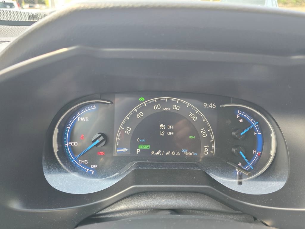 Certified 2023 Toyota RAV4 XLE Premium AWD/4WD image 20
