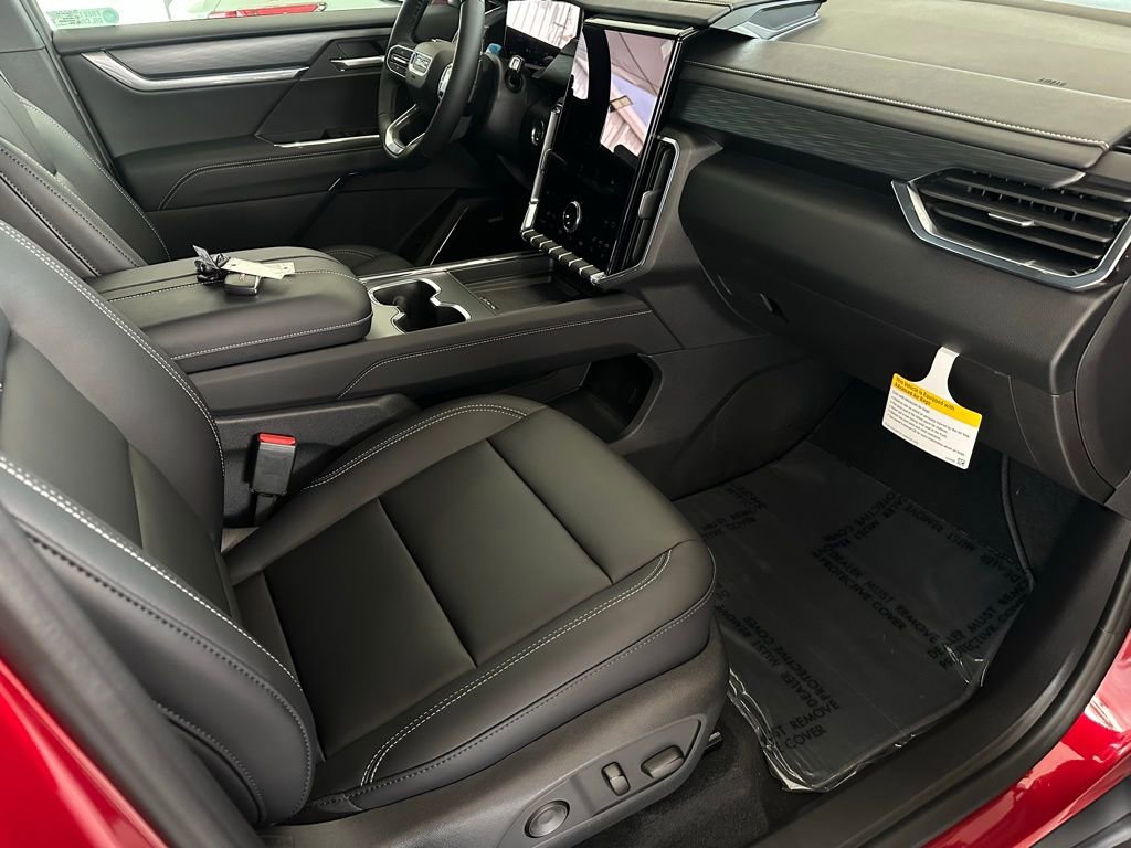 New 2026 GMC Acadia Elevation w/ Super Cruise Package image 16