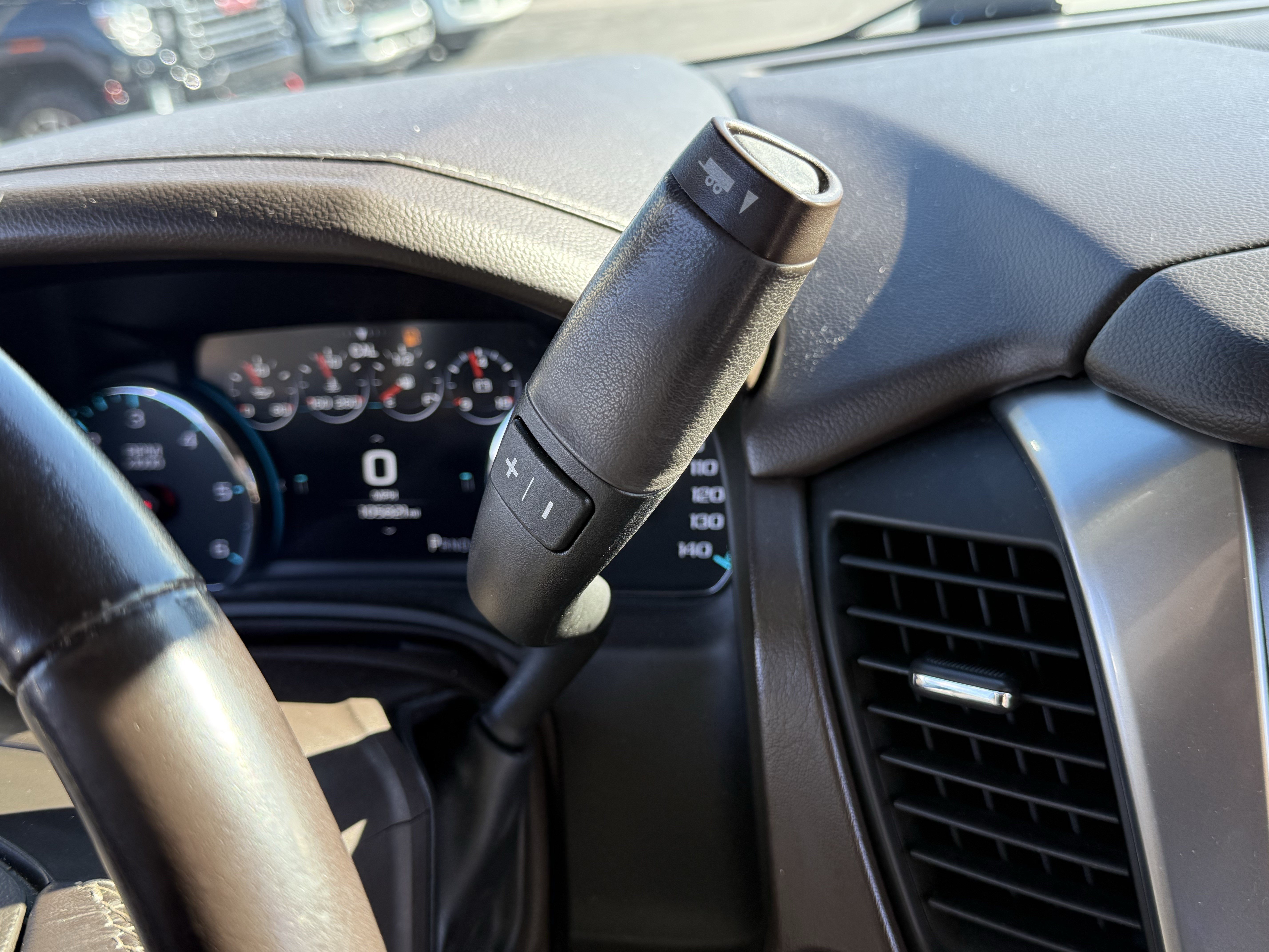 Used 2019 Chevrolet Tahoe Premier RWD image 27