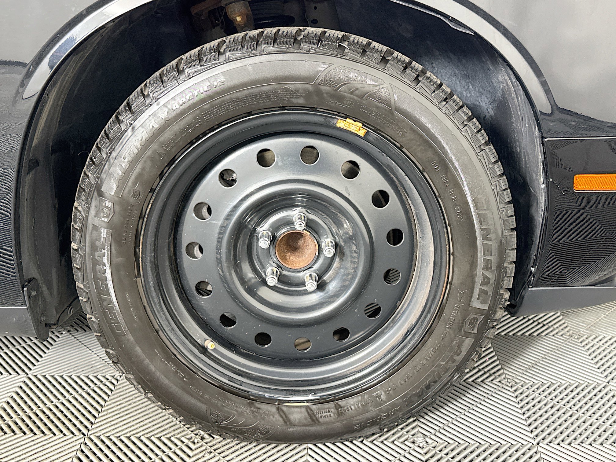 Used 2018 Dodge Challenger R/T w/ Driver Convenience Group image 27