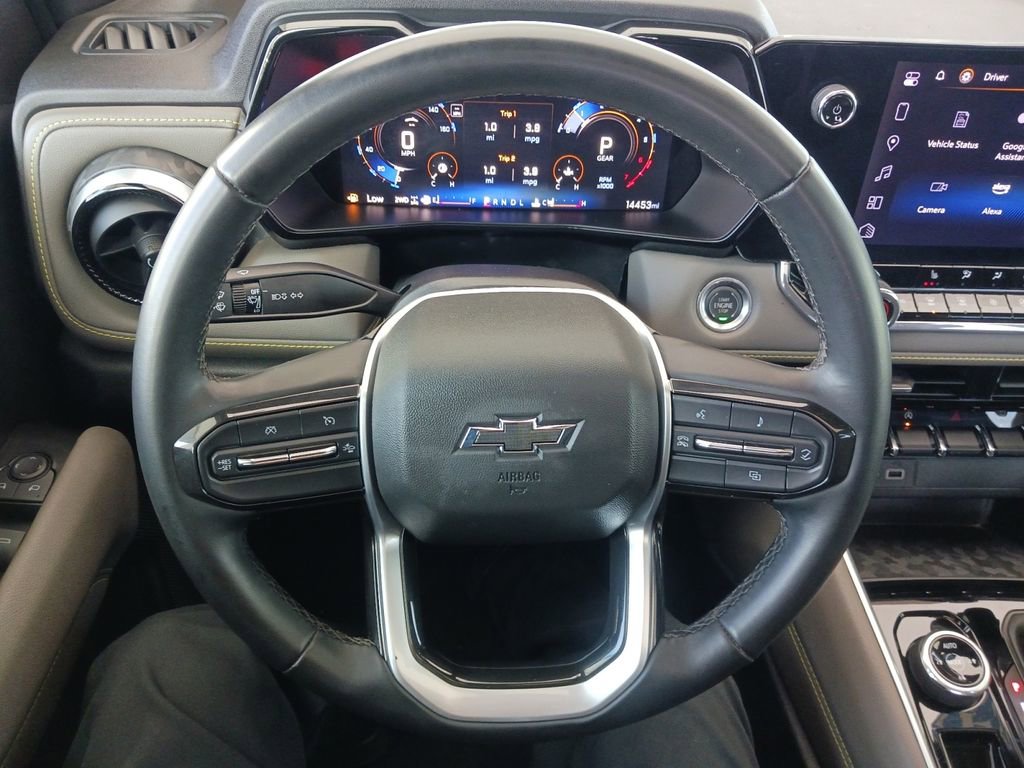 Used 2024 Chevrolet Colorado ZR2 w/ Technology Package image 17