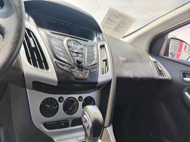 Used 2013 Ford Focus SE FWD image 15