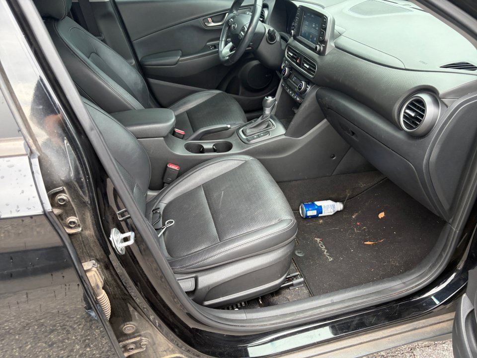 Used 2021 Hyundai Kona Limited FWD image 32