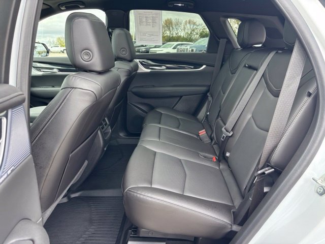 Certified 2025 Cadillac XT5 Premium Luxury w/ Technology Package AWD/4WD image 21