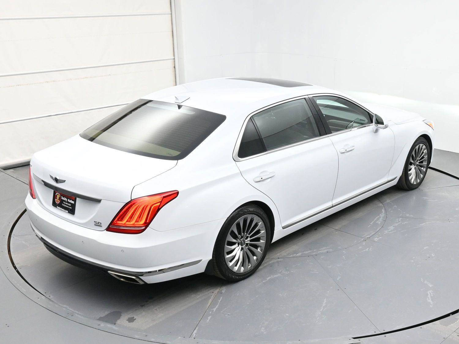 Used 2019 Genesis G90 5.0 Ultimate image 35