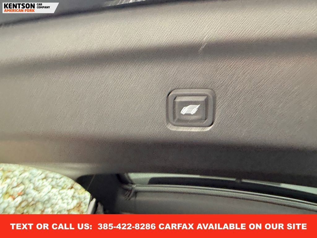 Used 2024 GMC Yukon SLT image 40