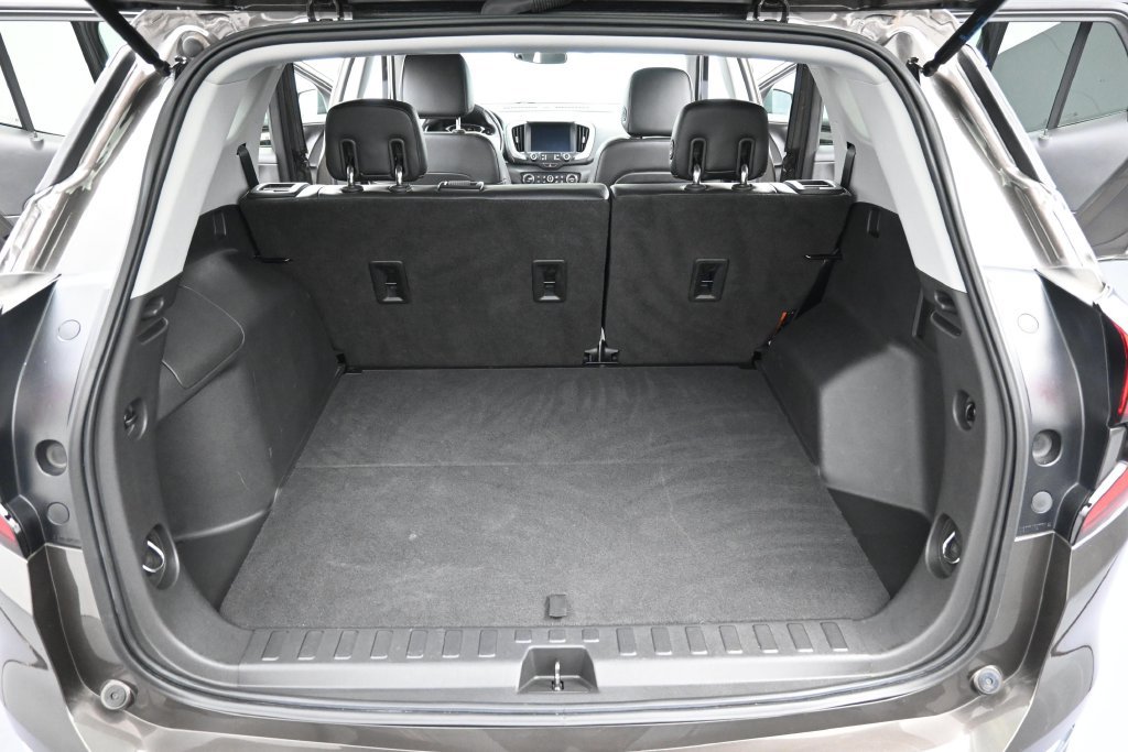 Used 2020 GMC Terrain SLT FWD image 32