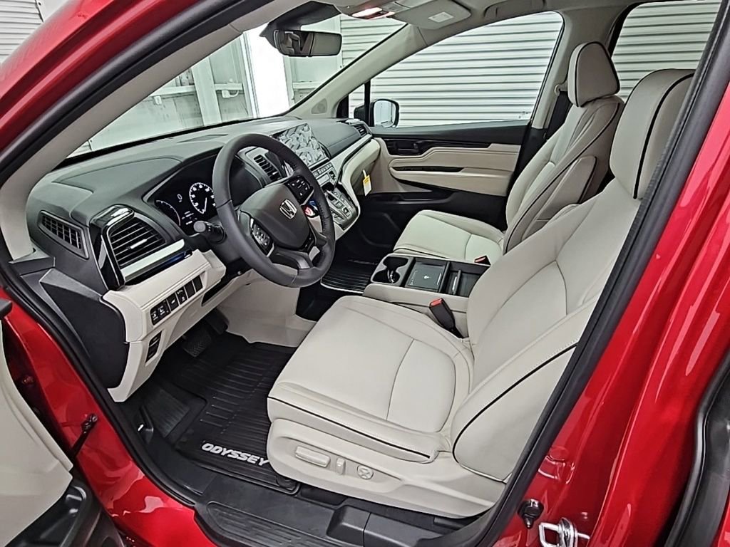 New 2026 Honda Odyssey Touring image 10