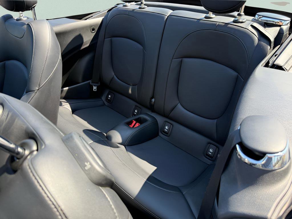 Used 2019 MINI Cooper S w/ Signature Upholstery Package image 29
