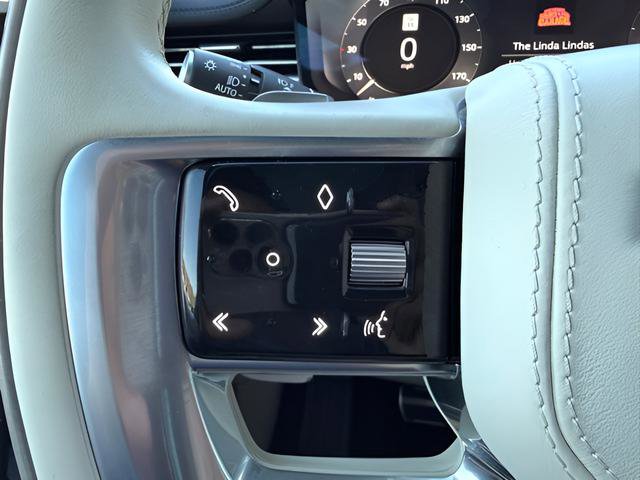 Certified 2023 Land Rover Range Rover SE image 16