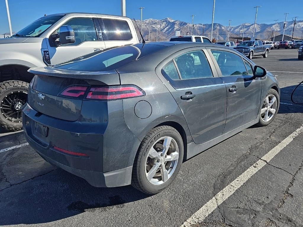 Used 2014 Chevrolet Volt Premium w/ Premium Trim Package image 2