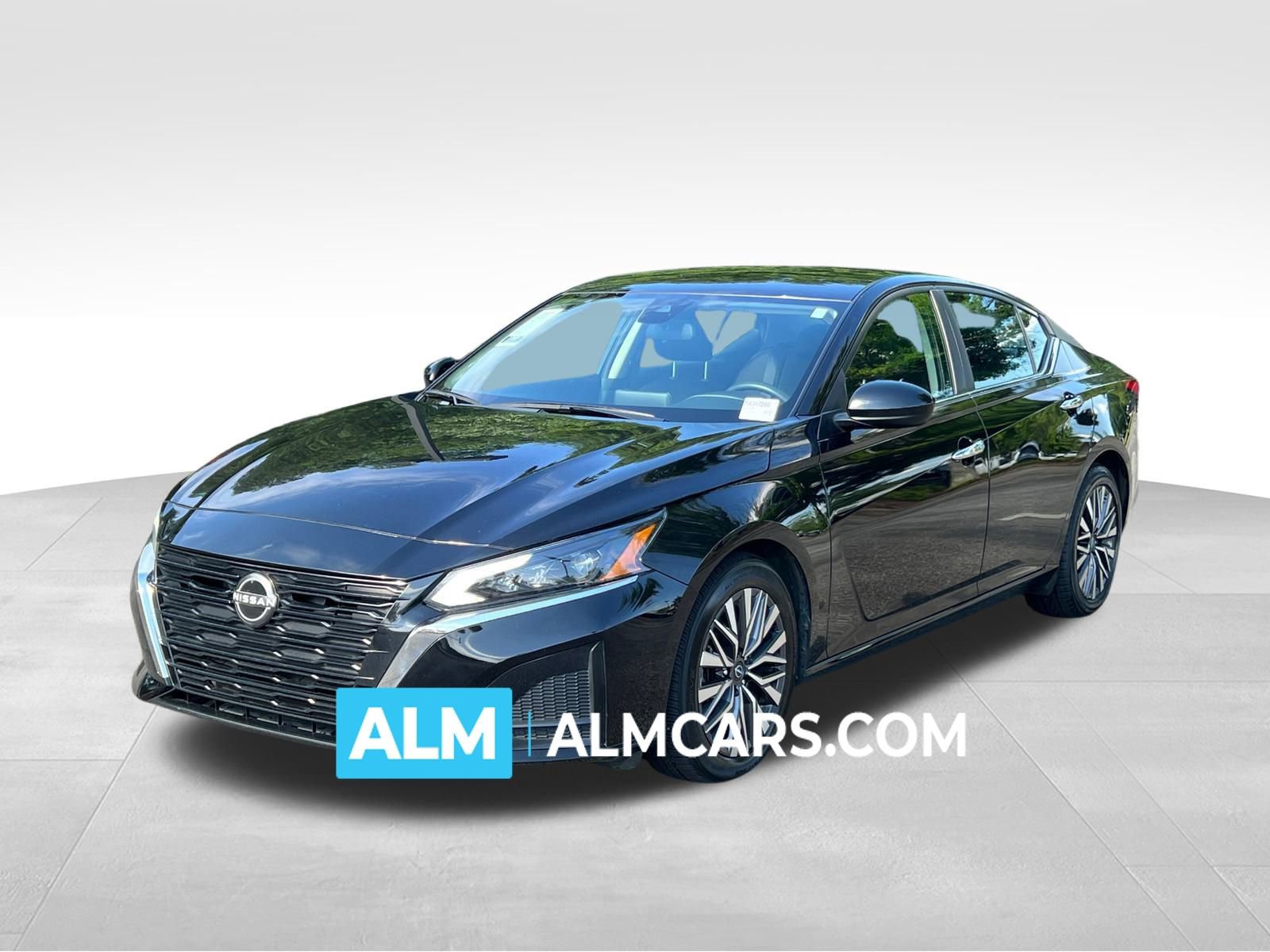 Used 2023 Nissan Altima 2.5 SV