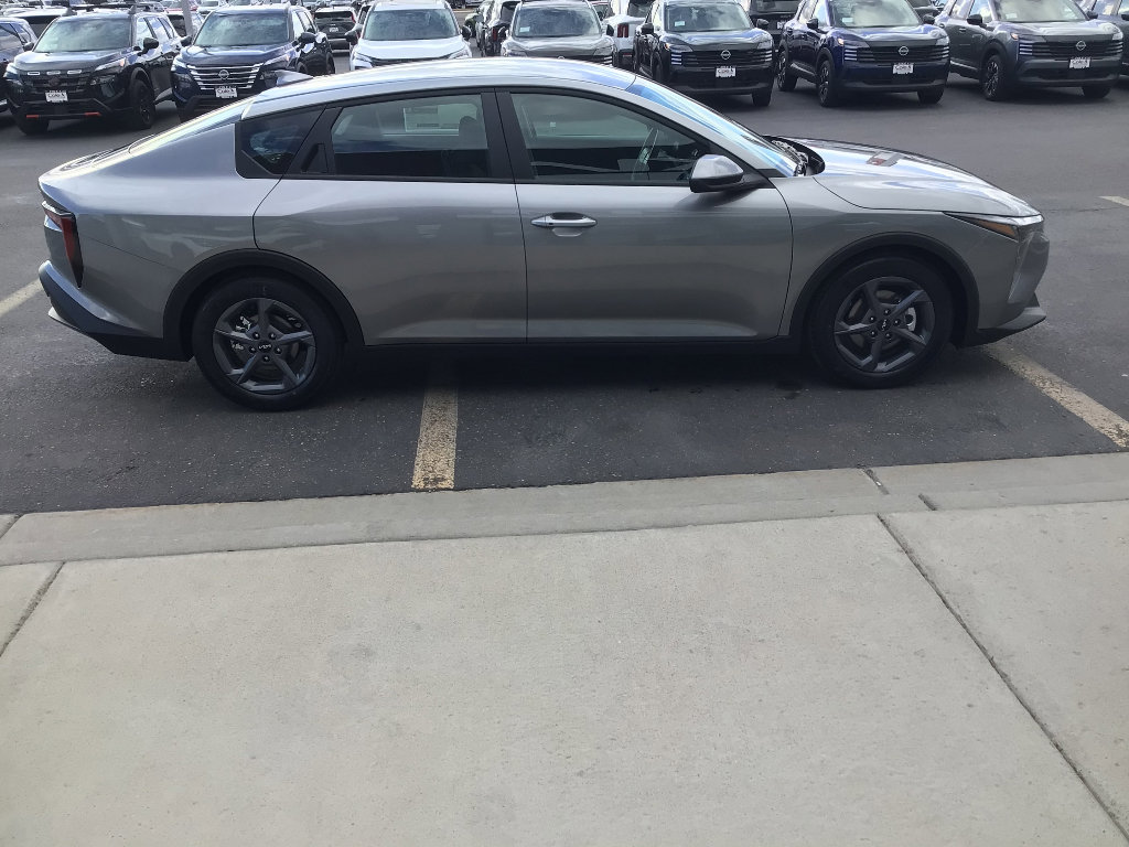 New 2026 Kia K4 LXS image 6