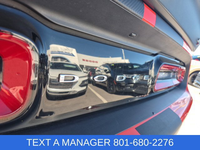 Used 2016 Dodge Challenger SRT Hellcat RWD image 14