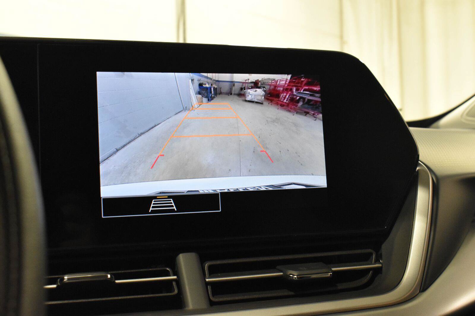 Used 2026 Chevrolet Trax LS w/ Driver Confidence Package FWD image 15