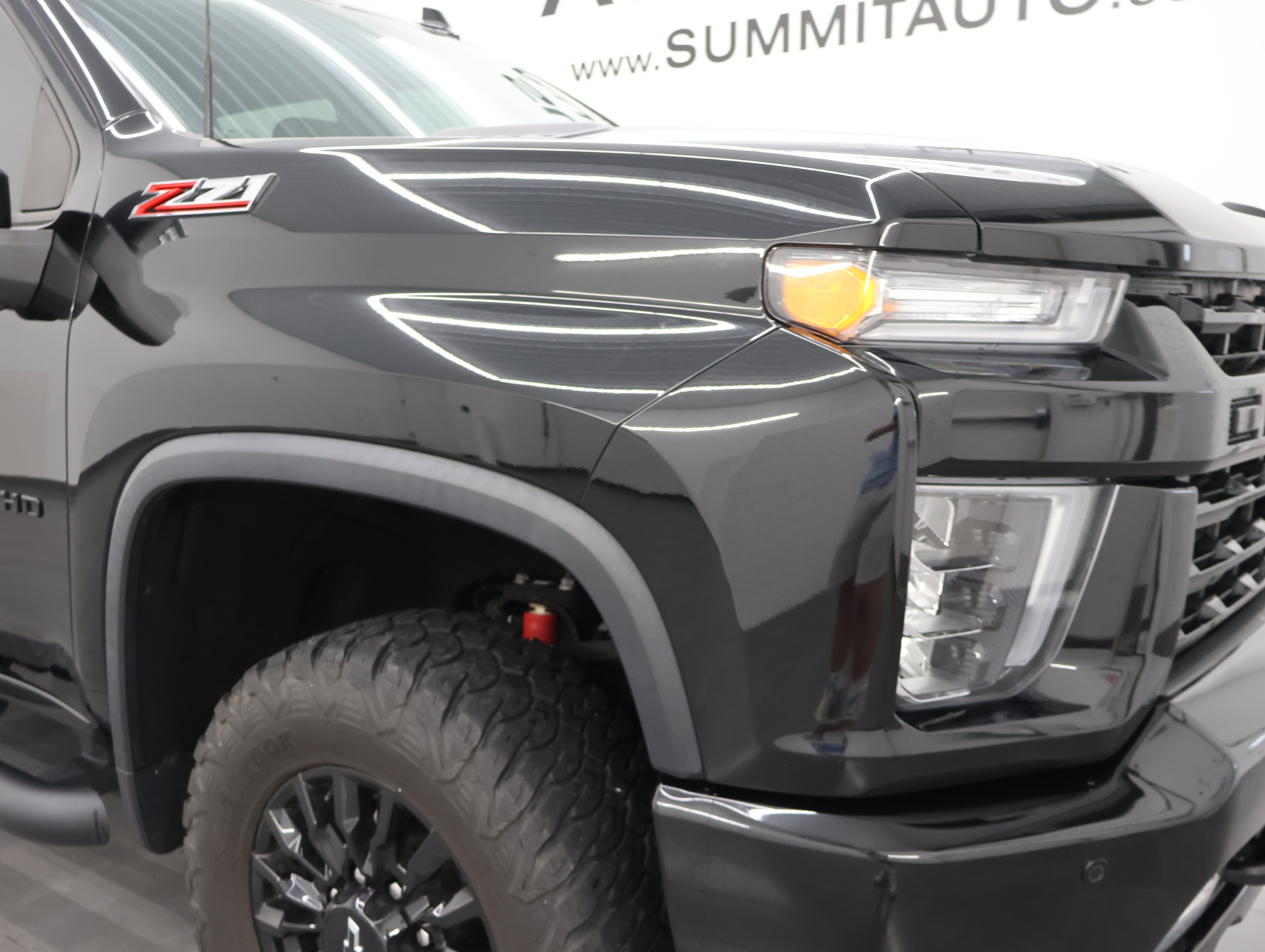 Used 2023 Chevrolet Silverado 2500 LTZ w/ LTZ Plus Package AWD/4WD image 25
