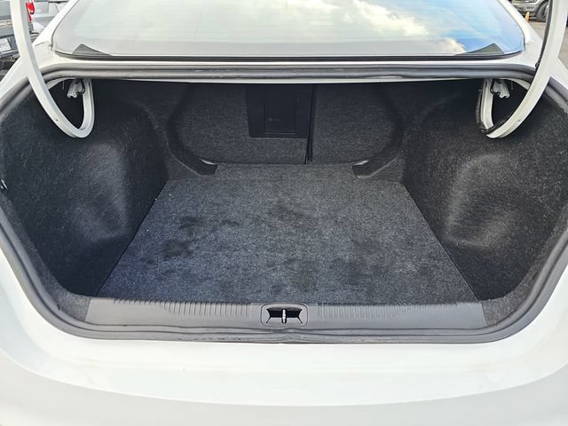 Used 2016 Chrysler 200 Limited w/ Anniversary Edition FWD image 14