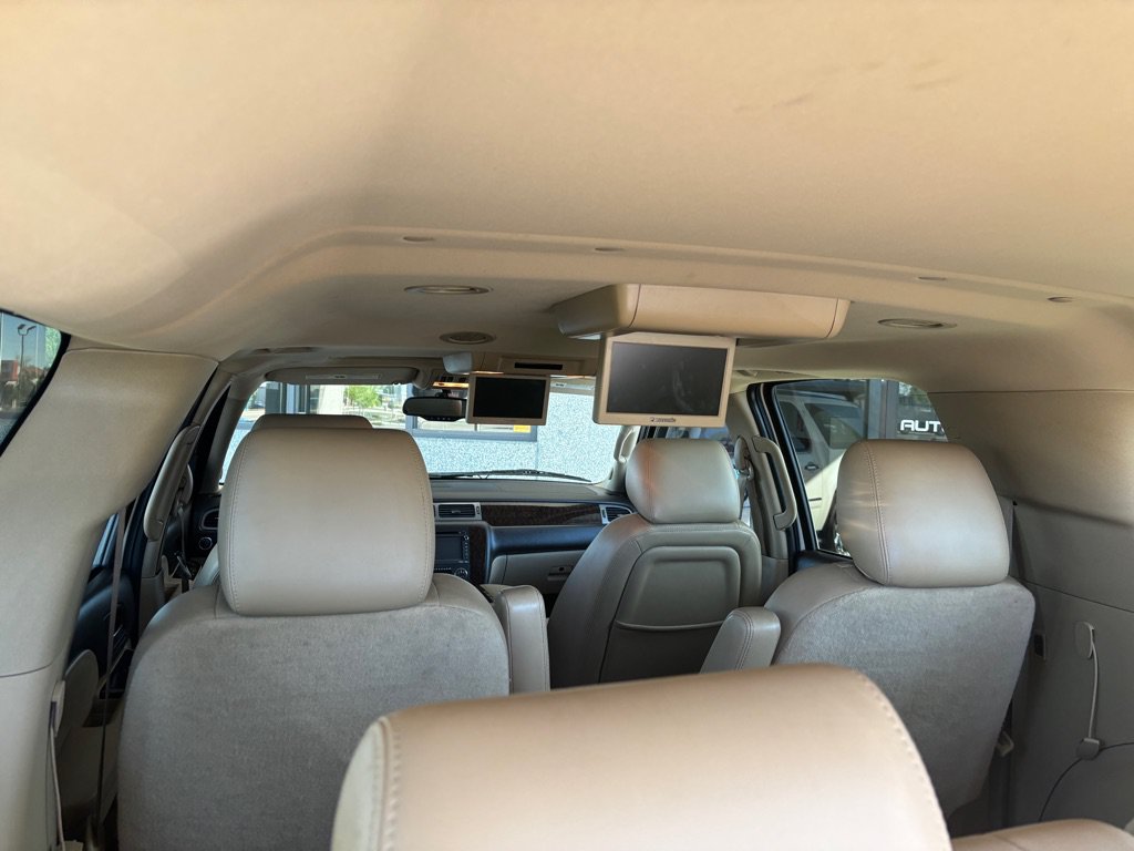 Used 2013 GMC Yukon XL Denali AWD/4WD image 31