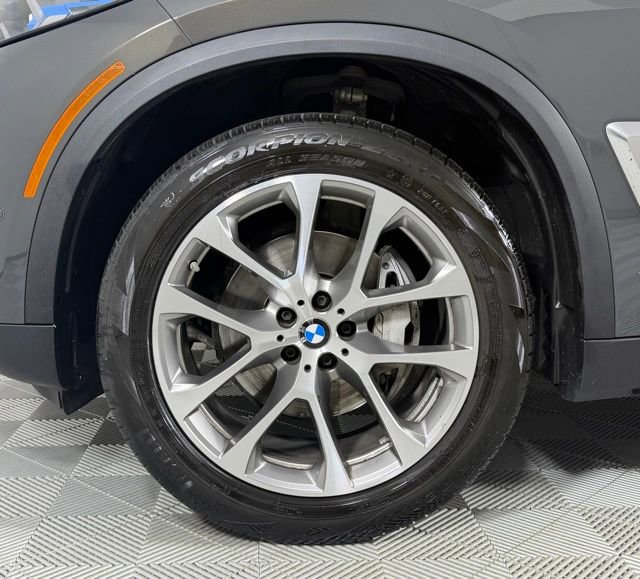 Used 2025 BMW X5 xDrive40i w/ Climate Comfort Package AWD/4WD image 9