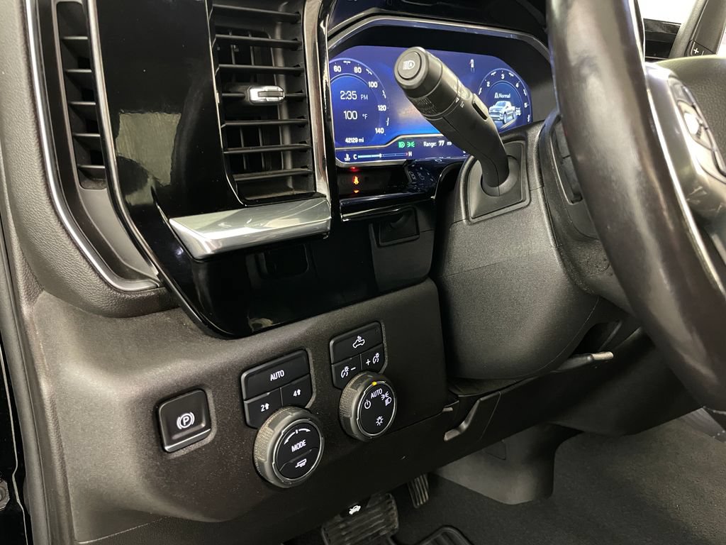 Certified 2022 Chevrolet Silverado 1500 LT AWD/4WD image 24