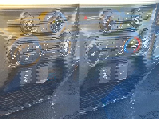 Used 2025 Ford F250 XLT image 61