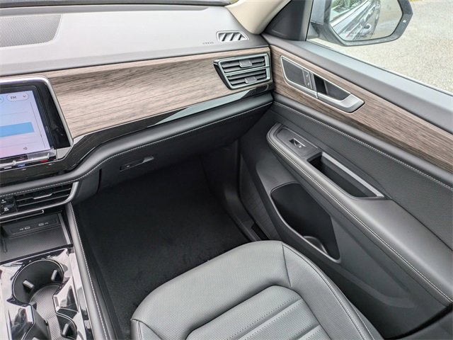 New 2026 Volkswagen Atlas SEL image 17