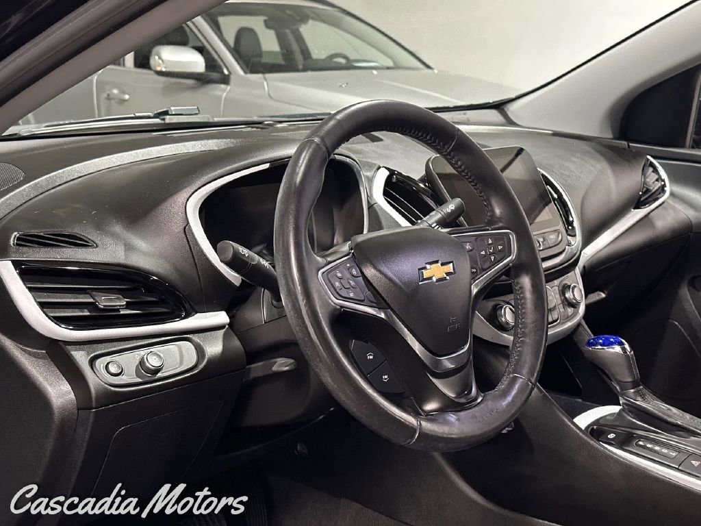 Used 2017 Chevrolet Volt LT w/ Comfort Package FWD image 14