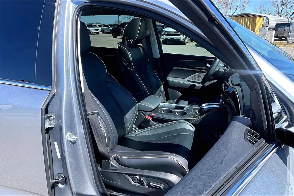 Used 2023 Acura MDX w/ Advance Package AWD/4WD image 9