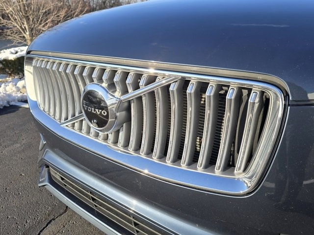 Used 2022 Volvo XC90 T8 Inscription image 13