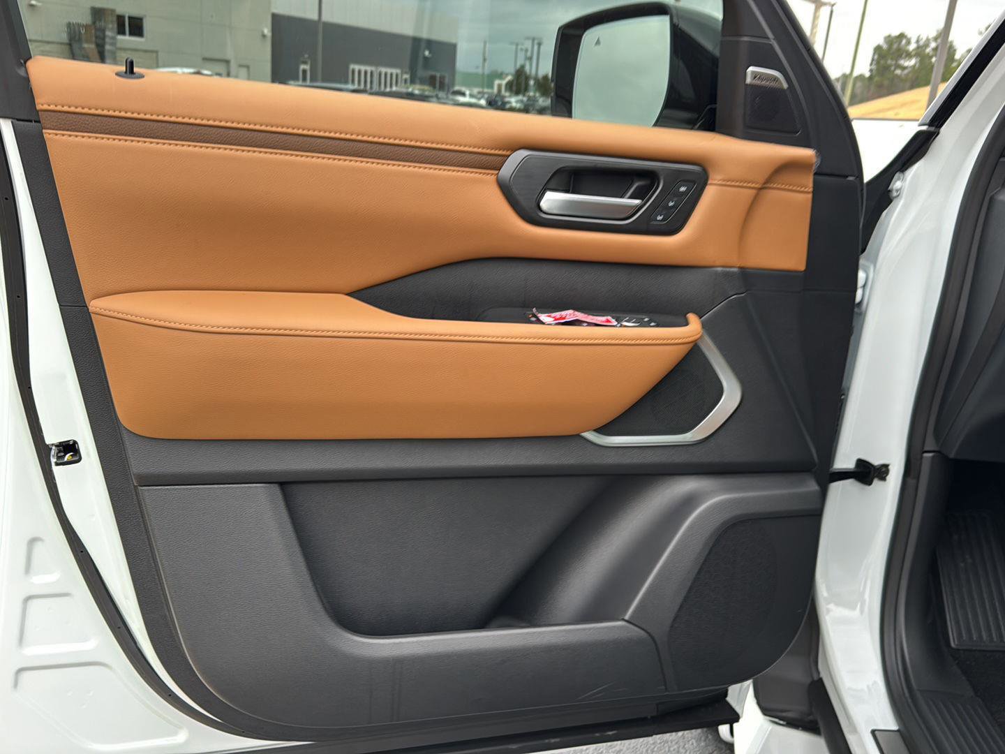 New 2026 Nissan Armada Platinum Reserve image 14