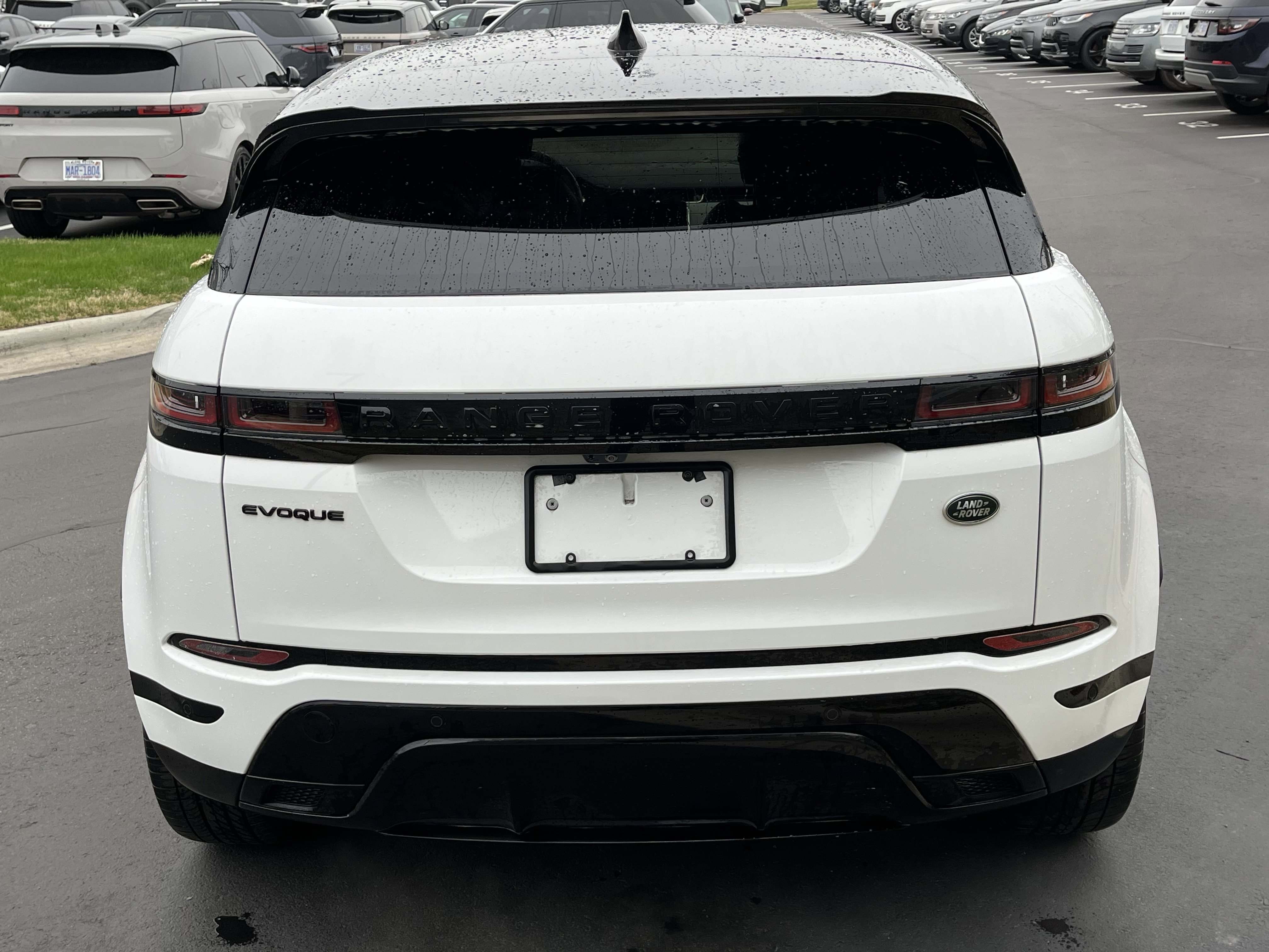 Certified 2023 Land Rover Range Rover Evoque R-Dynamic SE image 6