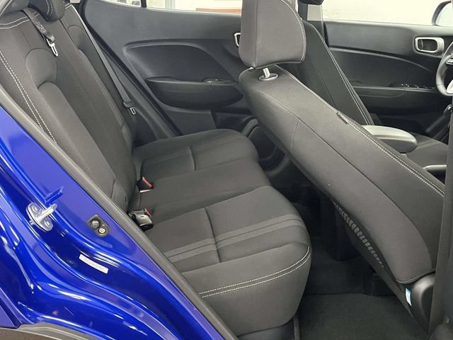 Used 2021 Hyundai Venue SEL FWD image 22