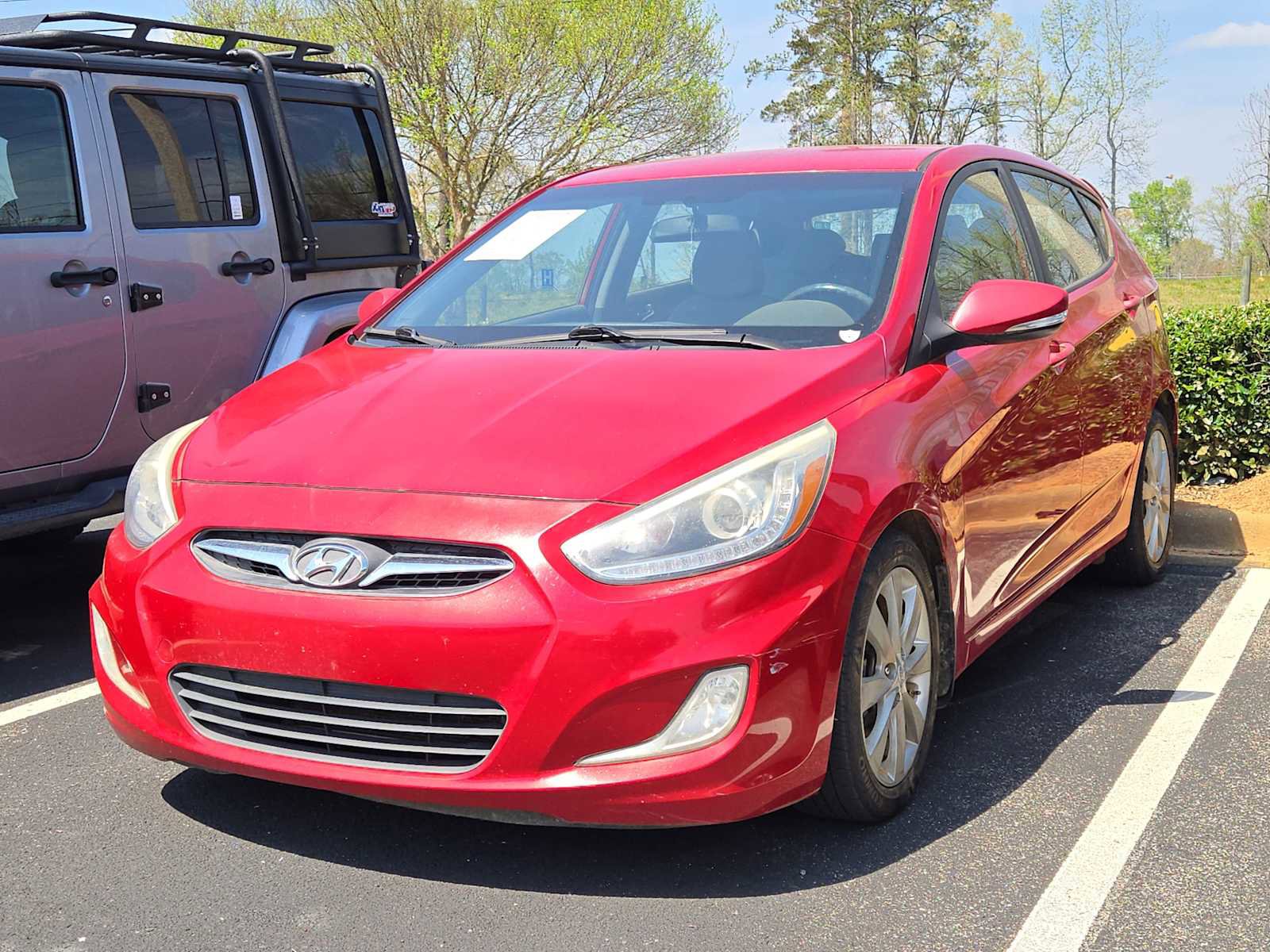 Used 2014 Hyundai Accent SE FWD image 5