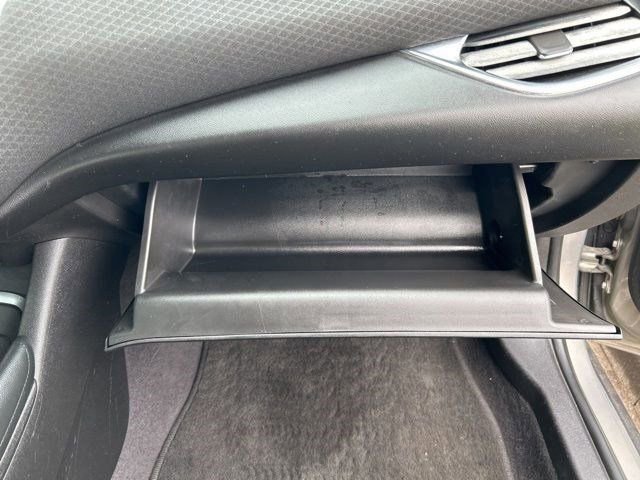 Used 2017 Chevrolet Malibu LT image 40