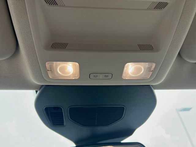 Used 2020 Ford Escape SE FWD image 23