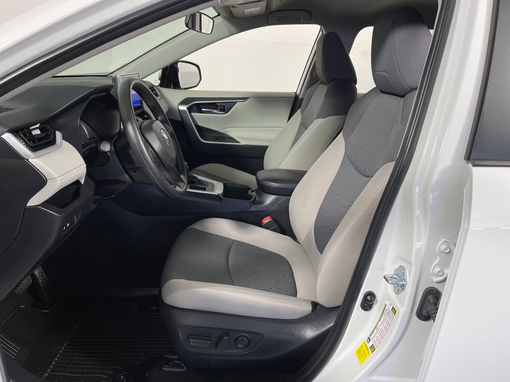 Certified 2025 Toyota RAV4 XLE image 12
