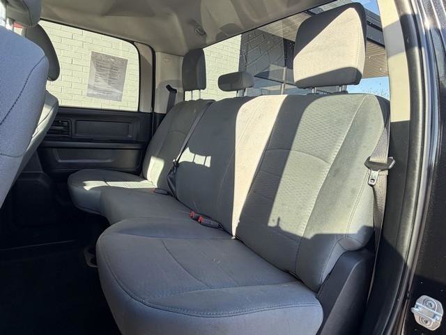 Used 2018 RAM 2500 Tradesman w/ Chrome Appearance Group image 25