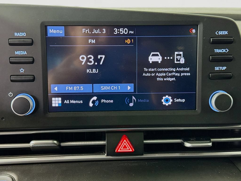 Used 2022 Hyundai Elantra SEL FWD image 14