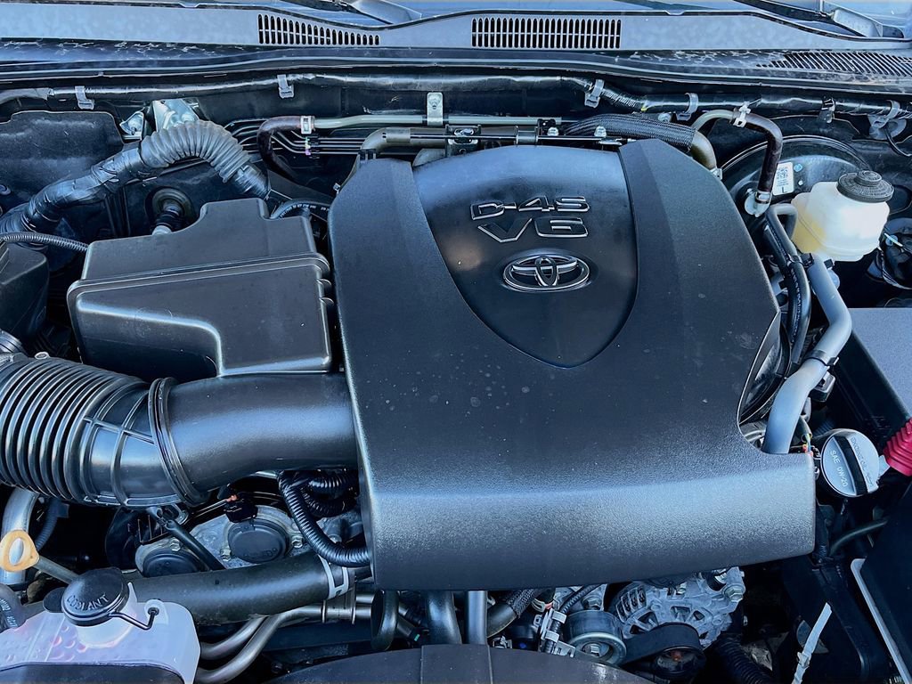 Used 2023 Toyota Tacoma TRD Sport w/ Advanced Technology Package image 27